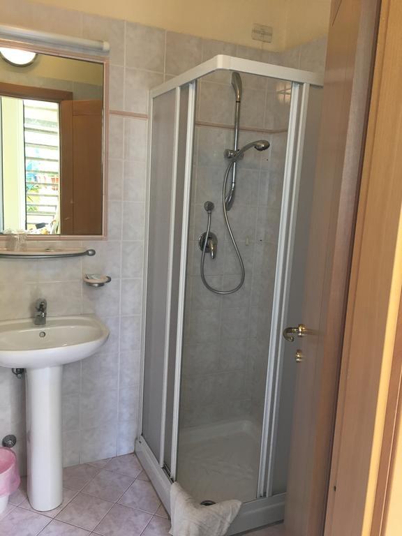Hotel Bahia ヴィアレッジョ 部屋 写真